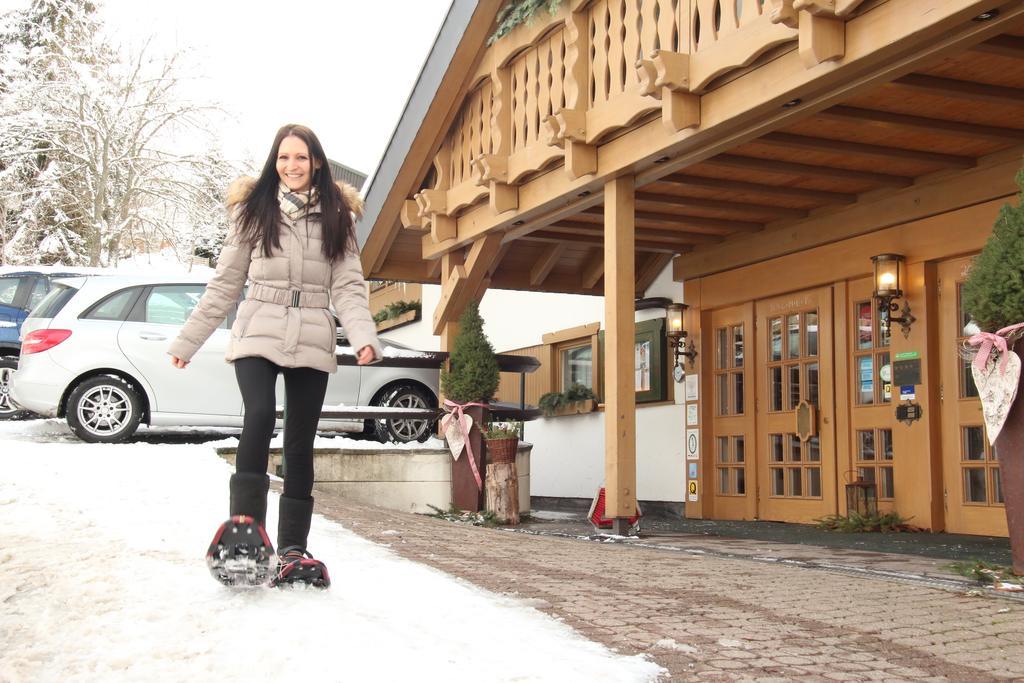 Todnauerberg Hotel Im Schwarzwald ทอดด์เนาแบร์ก ภายนอก รูปภาพ